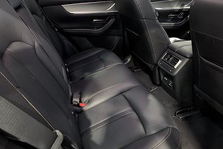 SUV Mazda CX-60 11 av 23