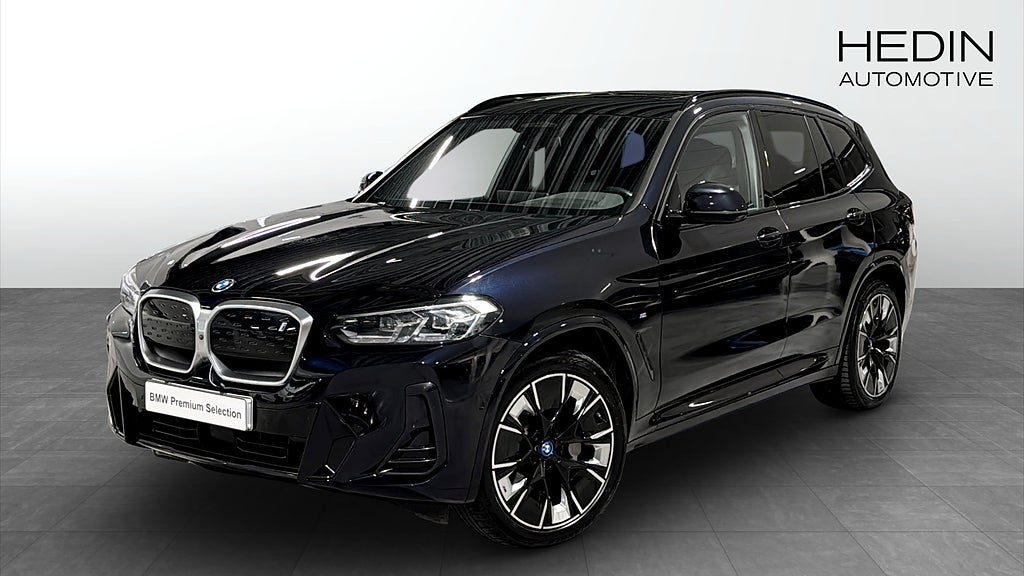 BMW iX3 286hk H&K HUD Drag