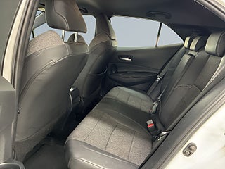 Toyota Corolla Hybrid e-CVTStyle S&V-Hjul/Kamera/Adfarthållare/Carplay – bild 13