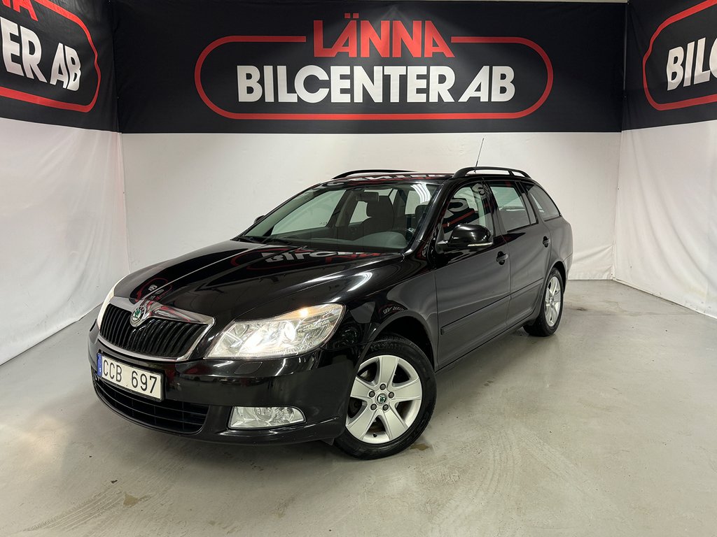 Skoda Octavia 1.2 TSI 1 ägare Drag PDC Ny serv M-värmare SoV