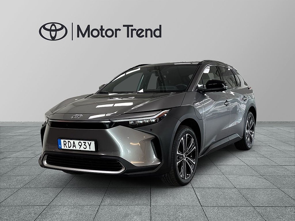 Toyota bZ4X 150KW EXECUTIVE | VENTILERADE STOLAR | JBL | 360*KAMER...