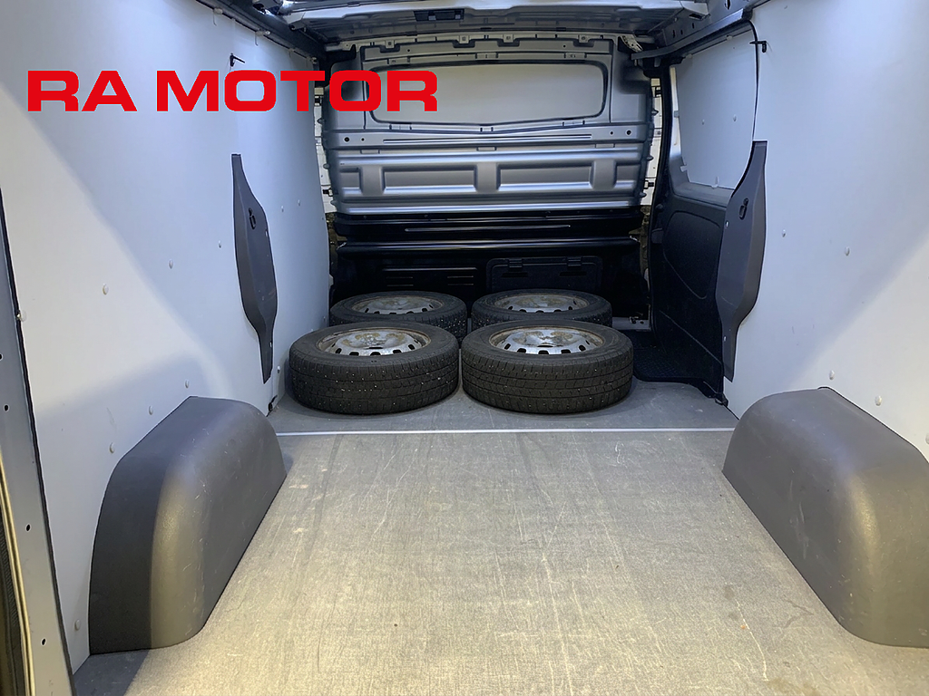 Nissan primastar N-Connecta | Värmare |  Moms | Automat 2022