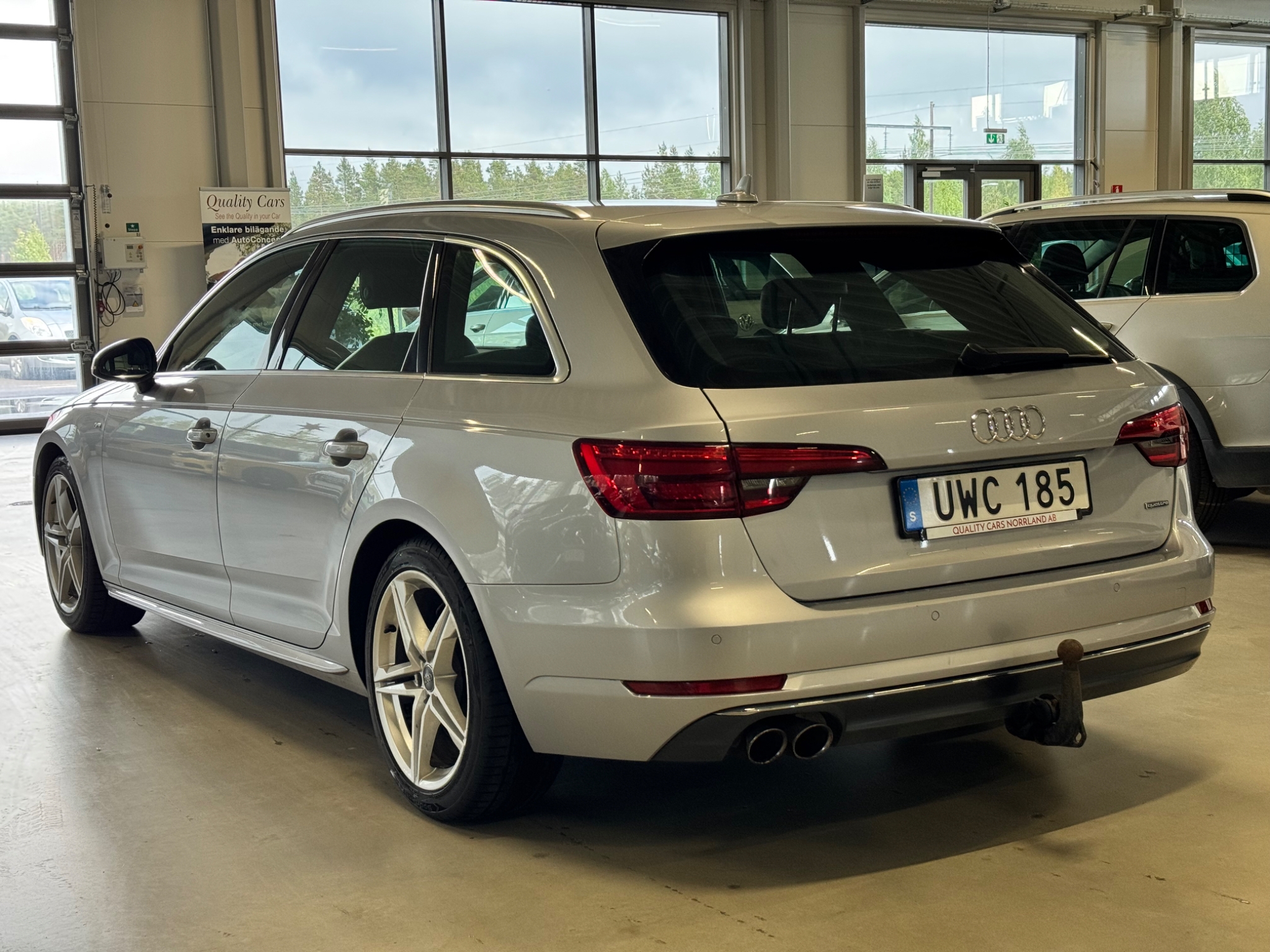 Audi A4 Avant 2.0 TDI AUT 4WD DRAG 2016, bild 4/49
