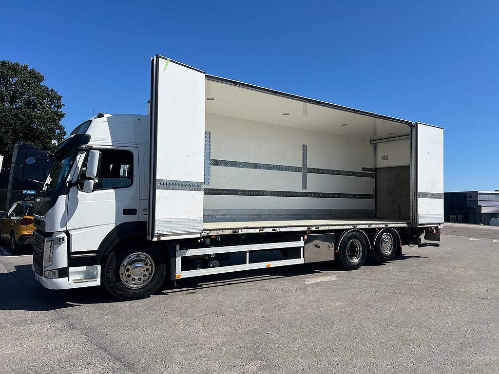 Volvo FM 410 6x2 Skåpbil, Öppningsbarsida, Bussbygg, Värmare