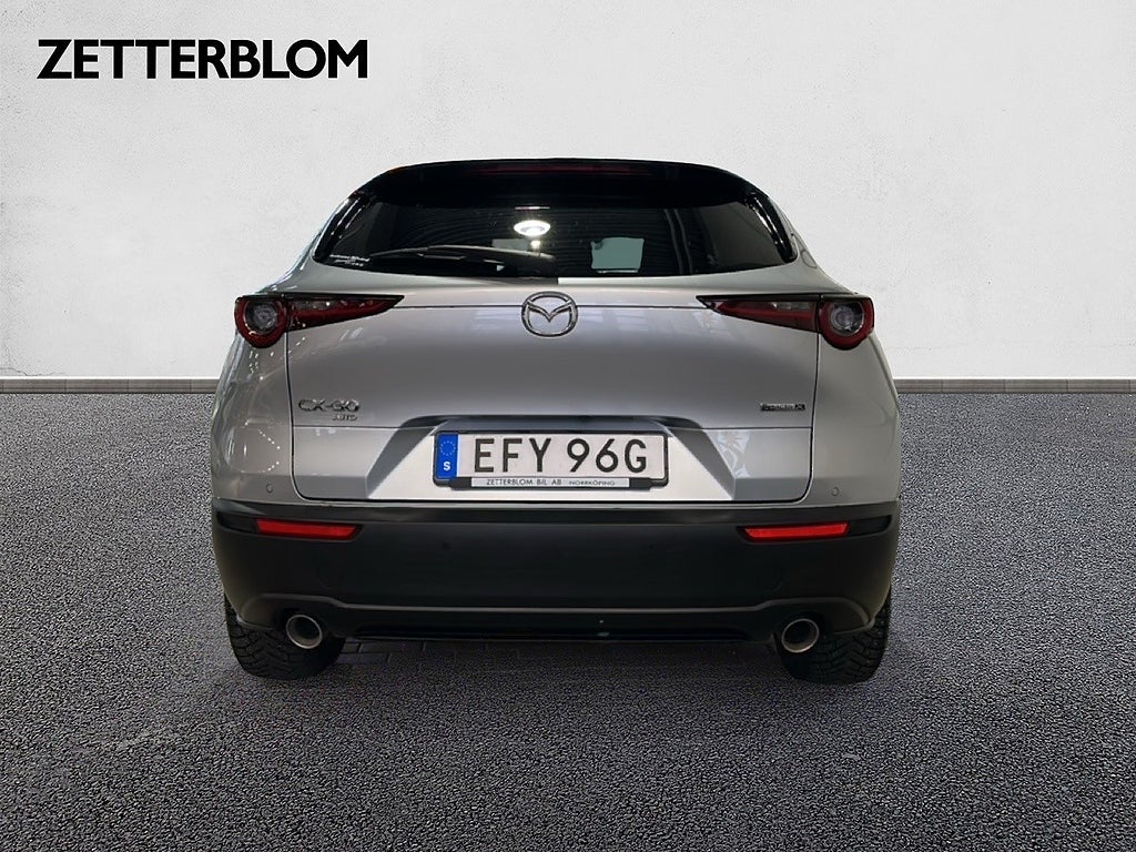 SUV Mazda CX-30 17 av 19