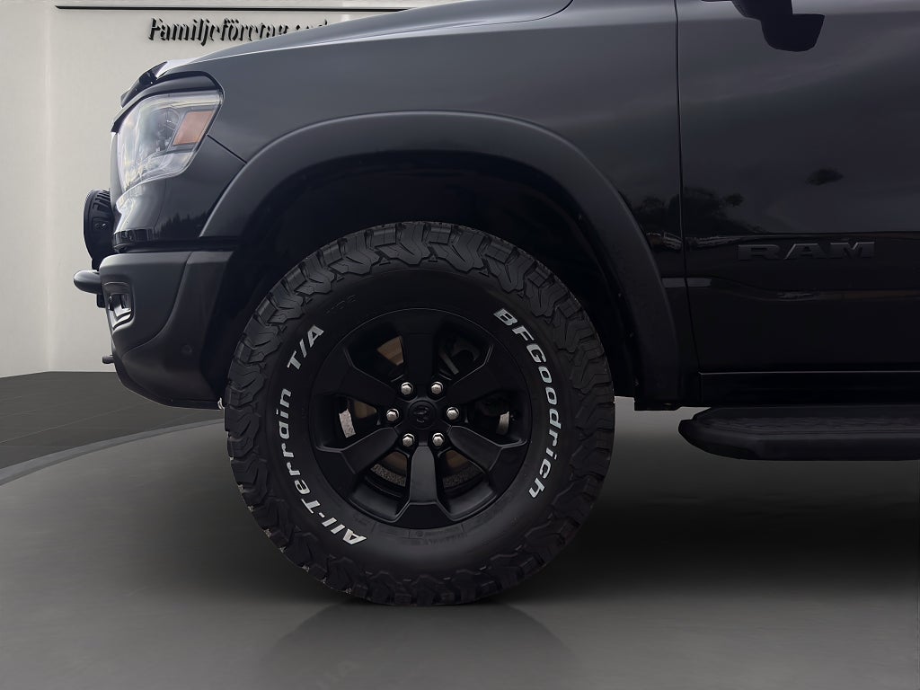 Dodge RAM Crew Cab V8 HEMI 1500 4×4 Rebel G/T Package - bild 14