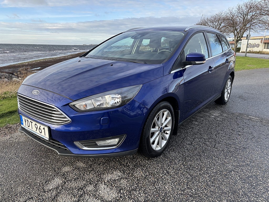 Ford Focus Kombi 1.0 Automat Titanium Euro 6