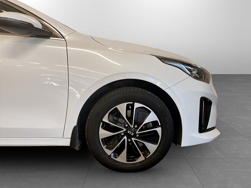 Bild på Kia Ceed SW Advanced Plus PHEV 141hk Aut - B-KAMERA, CARPLAY