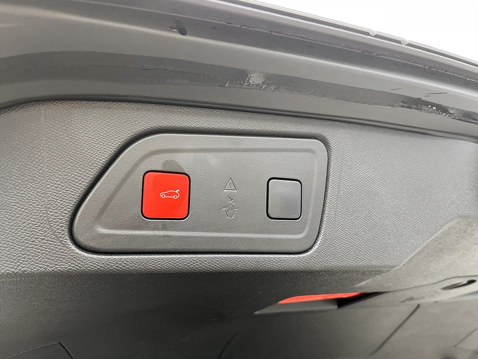 Bild på Citroën C5 Aircross Shine 1.2 PT 130hk Aut - B-KAMERA, ELSTOL