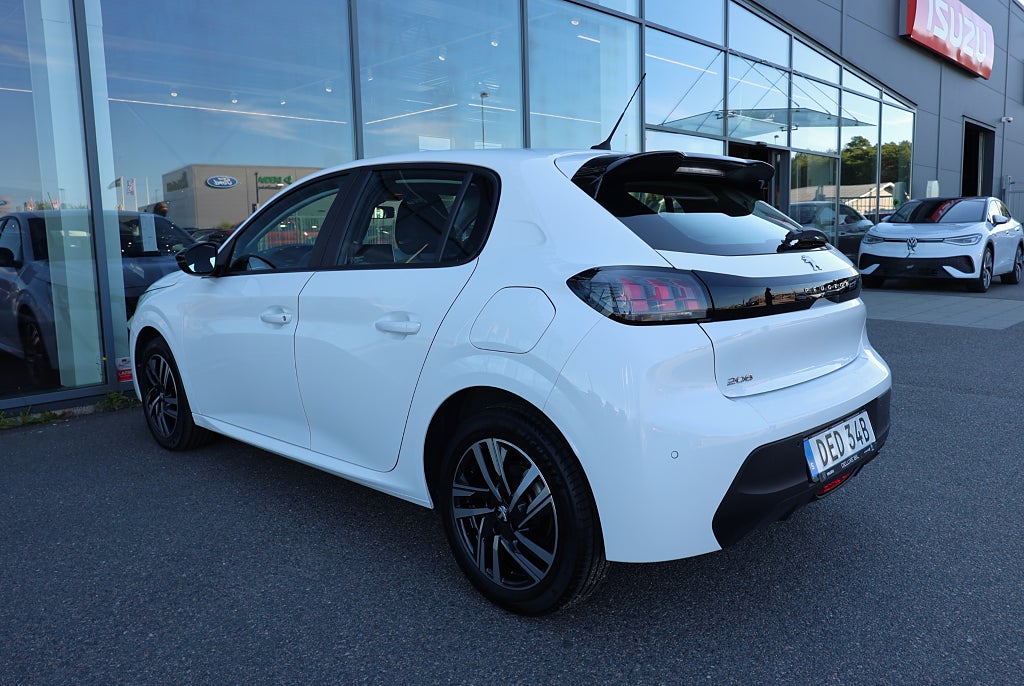 Peugeot 208 Active 100hk Automat Nyservad
