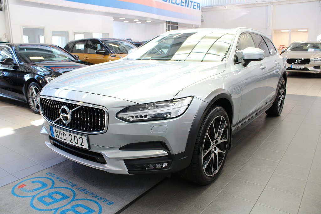 Volvo V90 Cross Country D4 AWD InscriptionPRO/360/HeadUp/Pan