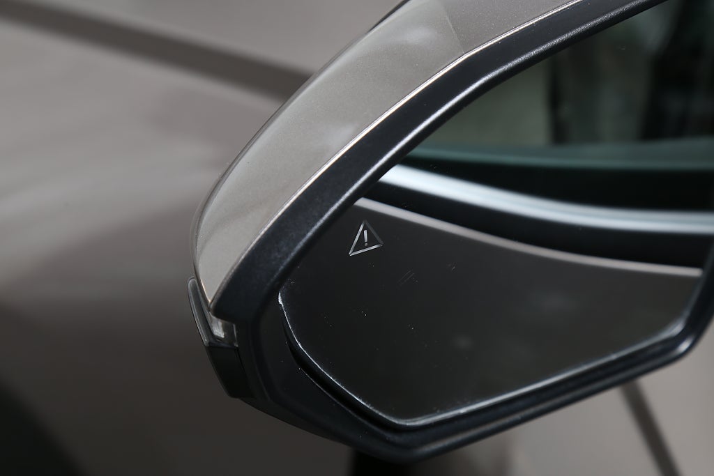 Hyundai Tucson 1,6T-GDi Hybrid 230hk 6AT 2WD Essential Dragkrok 2022