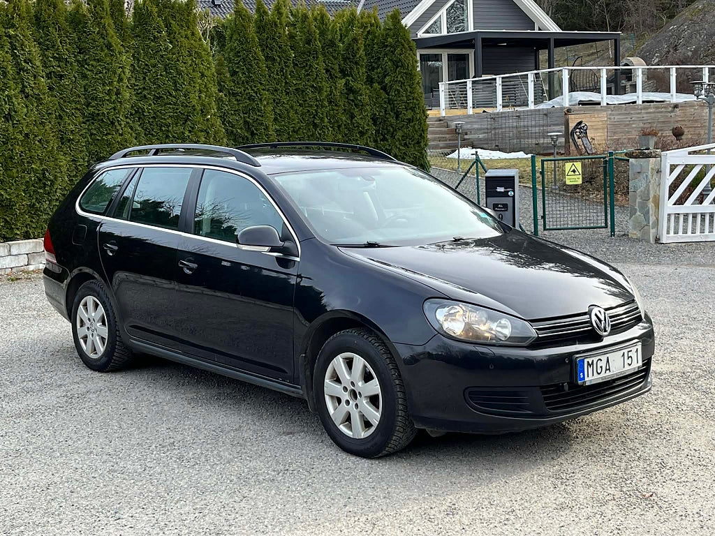 Volkswagen Golf 1.6 TDI Manuell – Masters, Backkamera, Nybesiktad