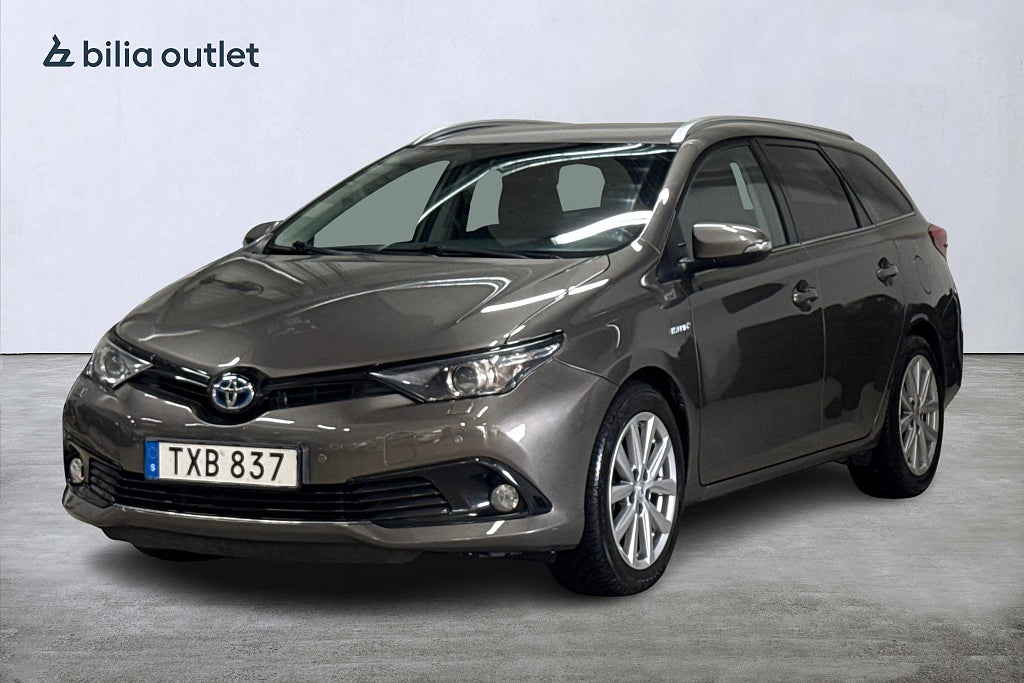 Toyota Auris TS Hybrid e-CVT Touch & Go Edition 136hk Navi B-kamera