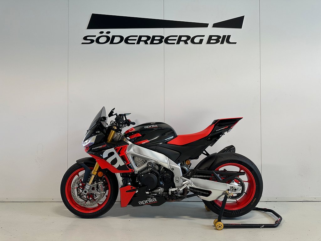 Aprilia Tuono V4 Factory 1100 Akrapovic RaceMap Ny servad