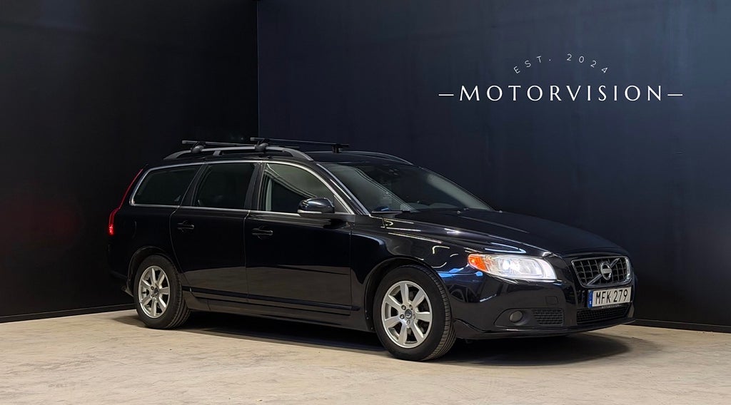 Volvo V70 D2 Momentum / kamrem bytt / Drag / BT / M-Värm / 