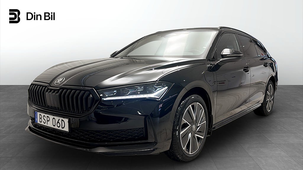 Skoda Superb Combi Sportline iV DSG "OMGÅENDE LEVERANS"