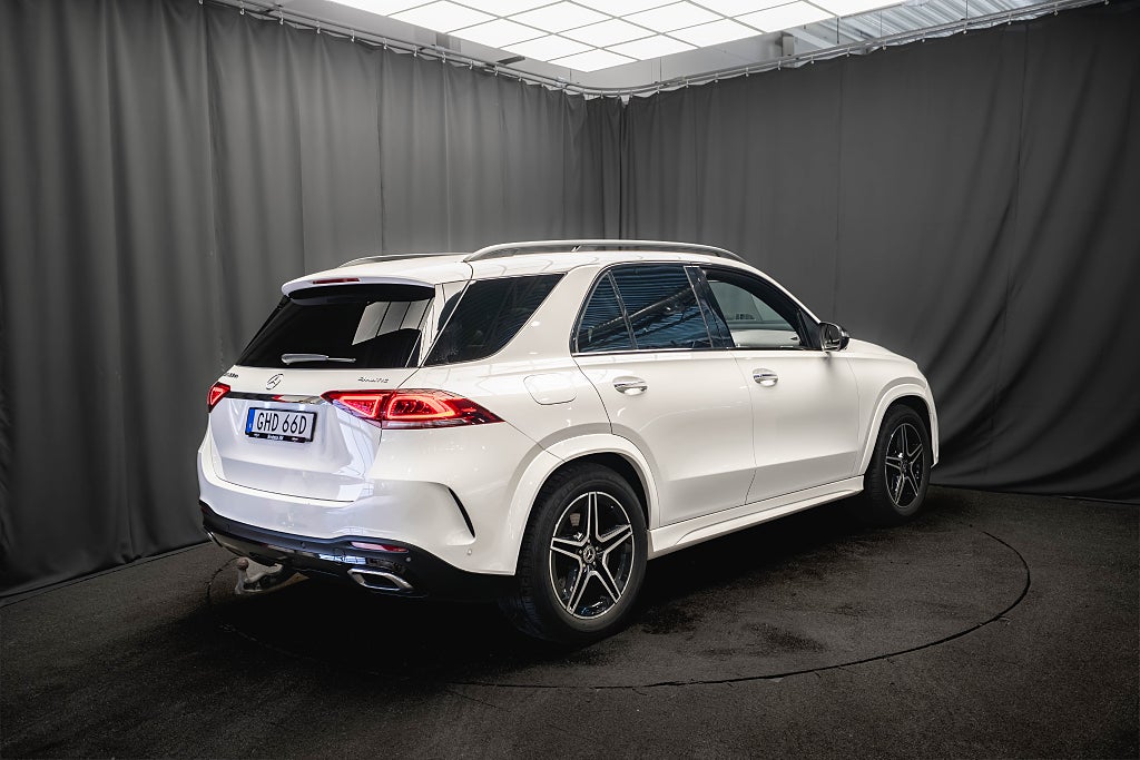 Mercedes-Benz GLE 350 de 4M AMG PANO LUFT DRAG BURMESTER 360° MOMS