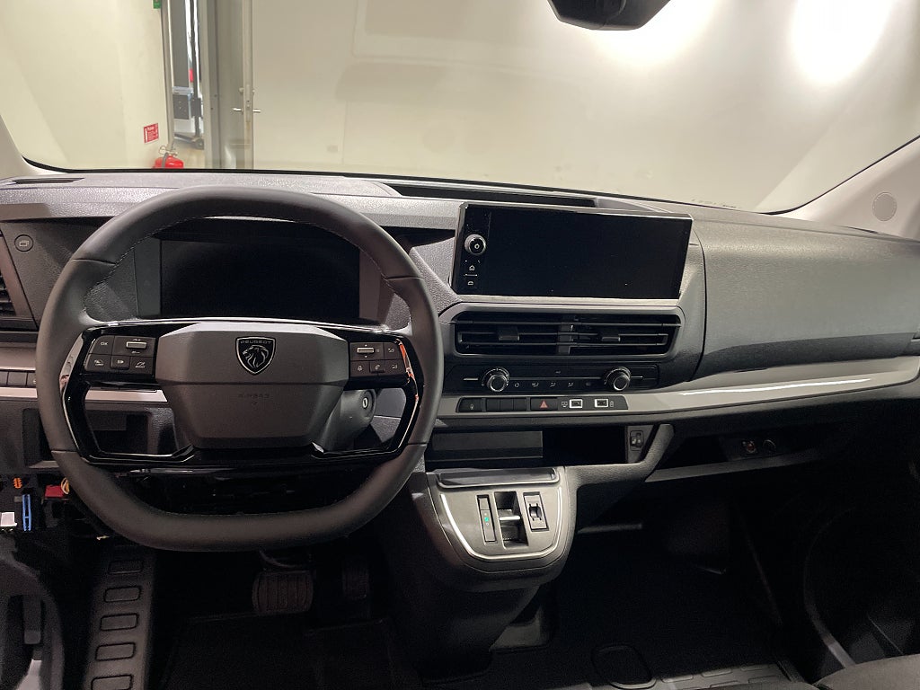 Bild på Peugeot Expert BlueHDi 180hk Automat L2