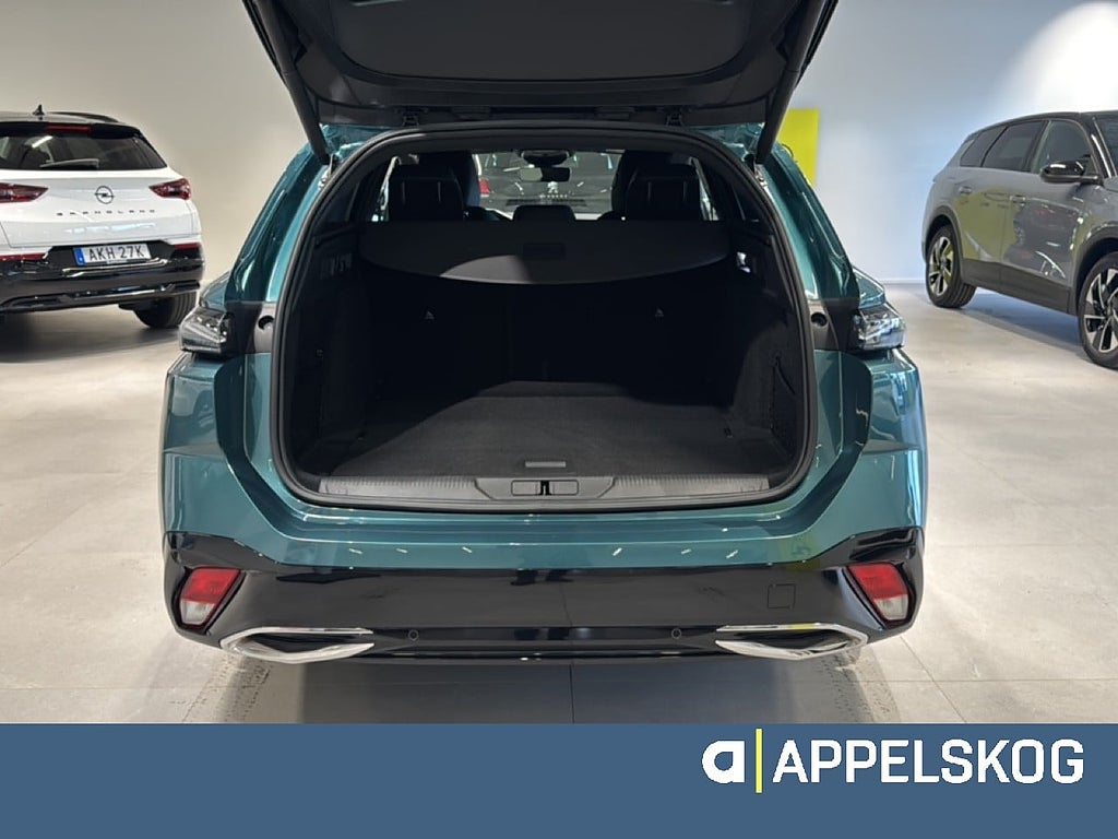 Peugeot 308 SW GT PT 130 AUT |RÄNTA 3,99%|V-HJUL INGÅR| thumbnail