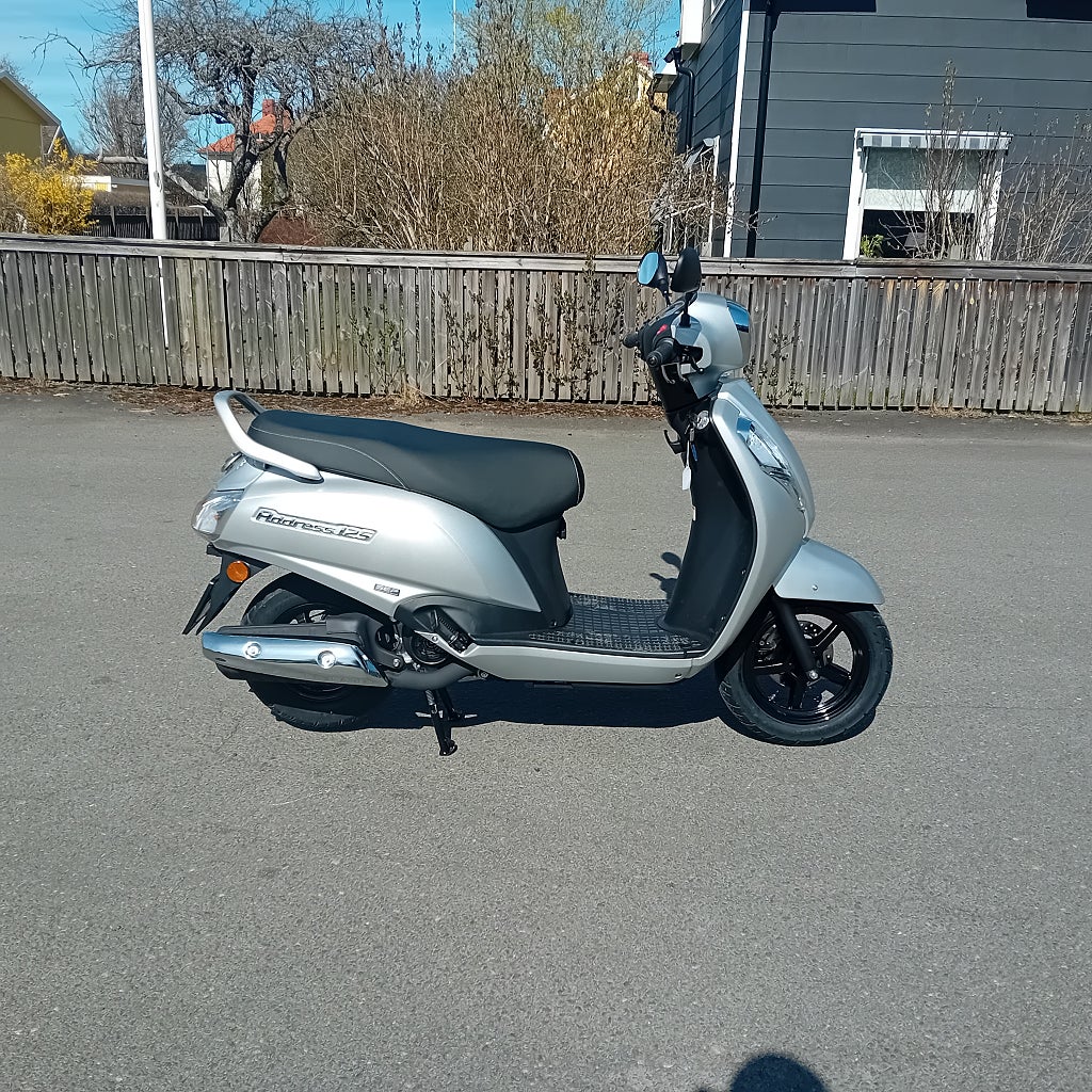 Suzuki ADRESS 125 // 7 ÅRS GARANTI 