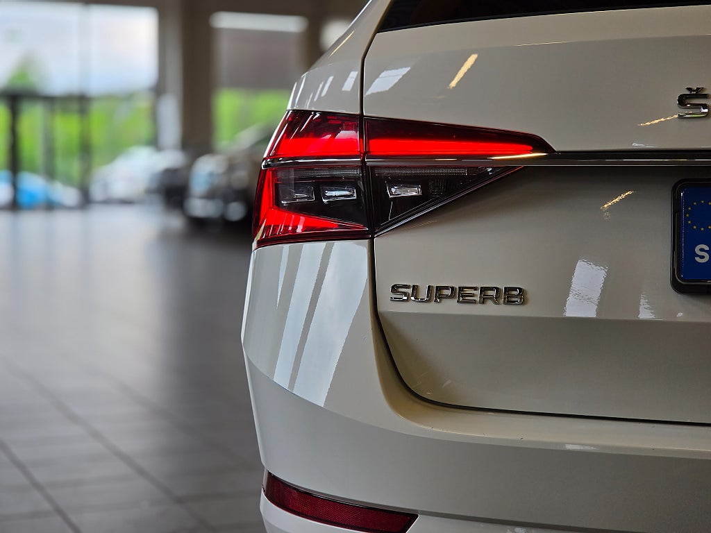 Skoda Superb iV PHEV 1.4 TSI Business Edition/L&K/Rattvärme/Drag