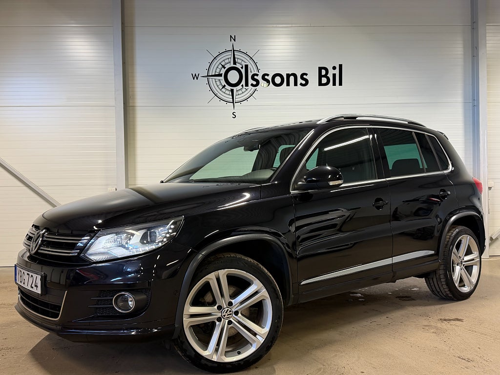 Volkswagen Tiguan 2.0 TDI 4M R-Line Aut Drag Pano Läder Värmare B-kam 