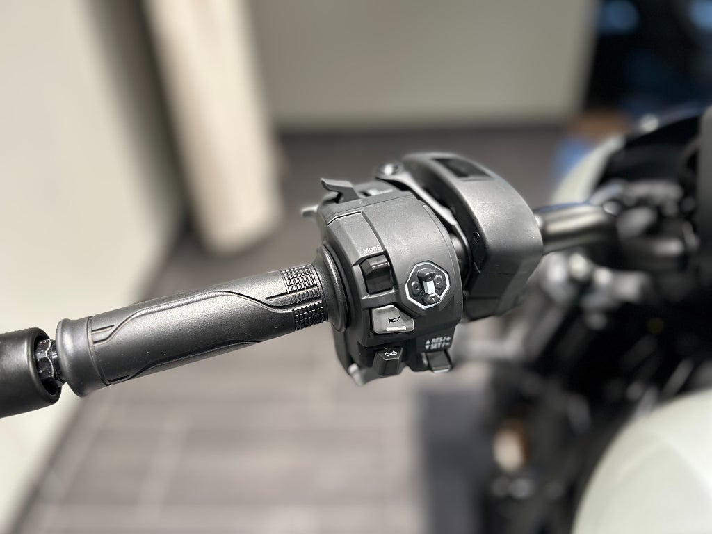 Honda CMX1100D3 Rebel/ DCT / Zizzi-bar / Komfortsadlar