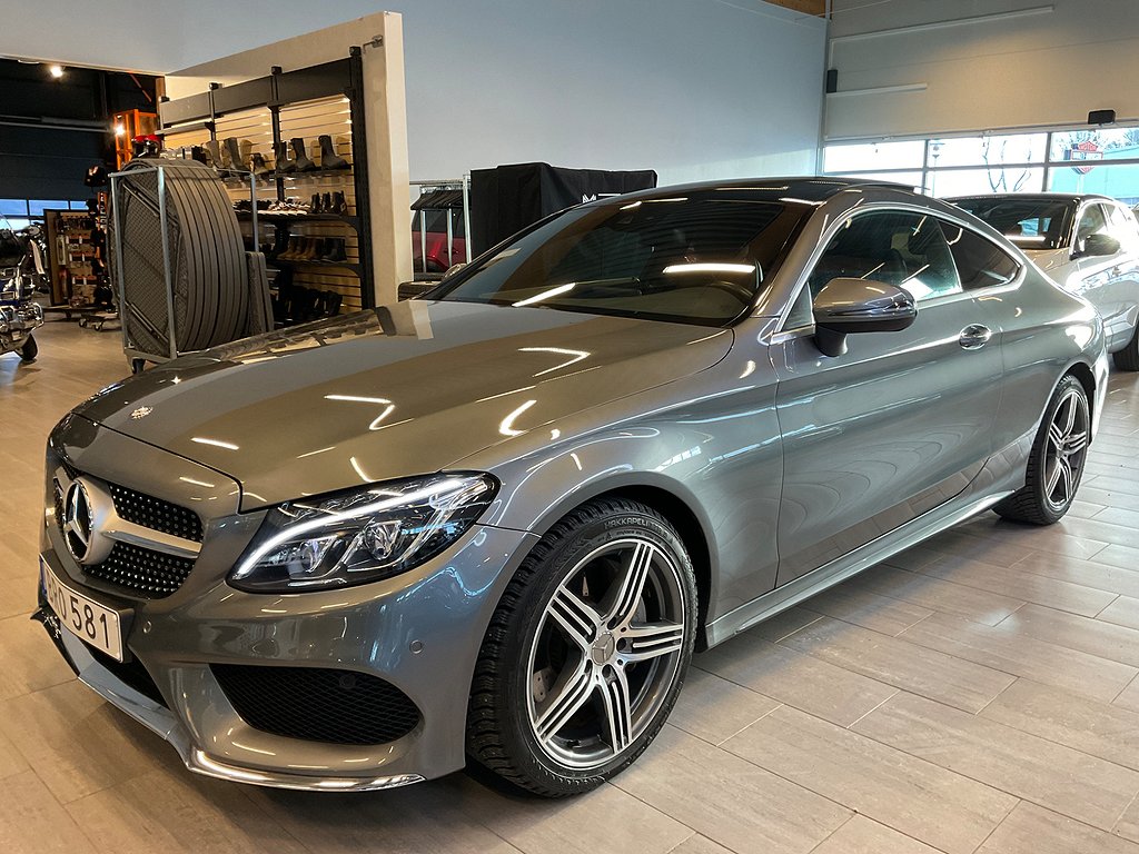 Mercedes-Benz C 250 Coupé 7G-Tronic Plus AMG Line Panorama 