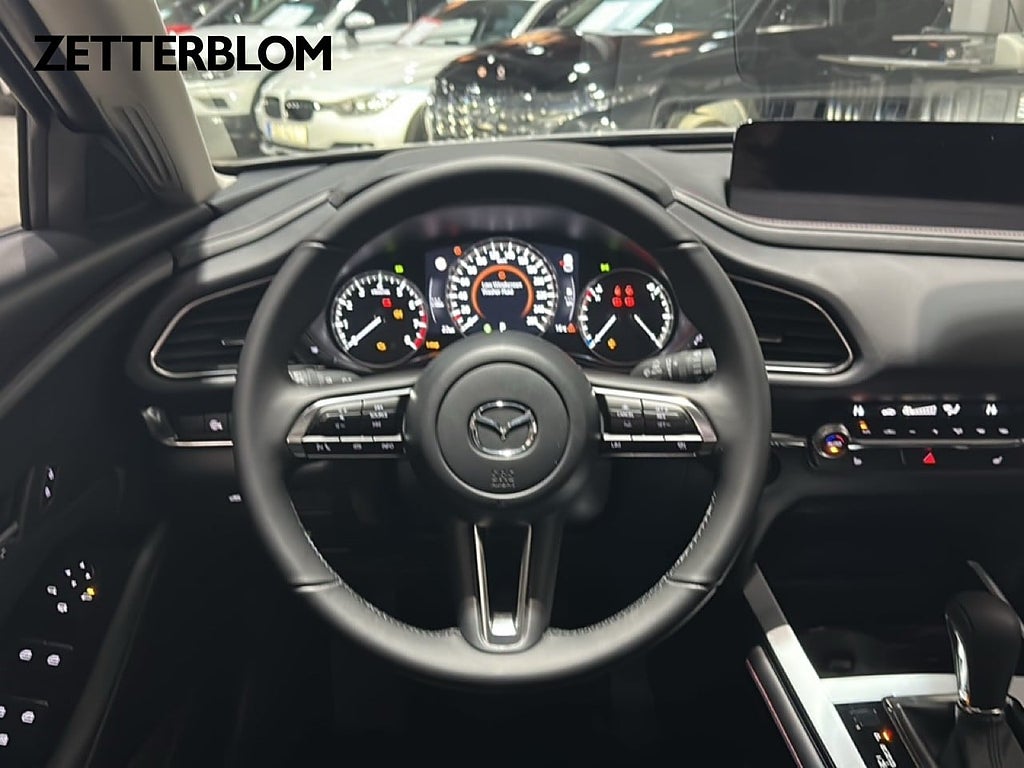 SUV Mazda CX-30 11 av 20