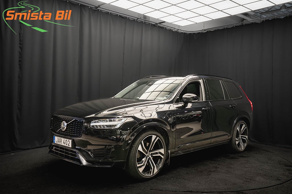 Volvo XC90 T8 AWD ULTIMATE DARK 7-sits B&W LUFT 22'' DRAG MOMS