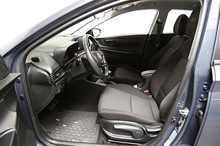 Halvkombi Hyundai i20 11 av 25
