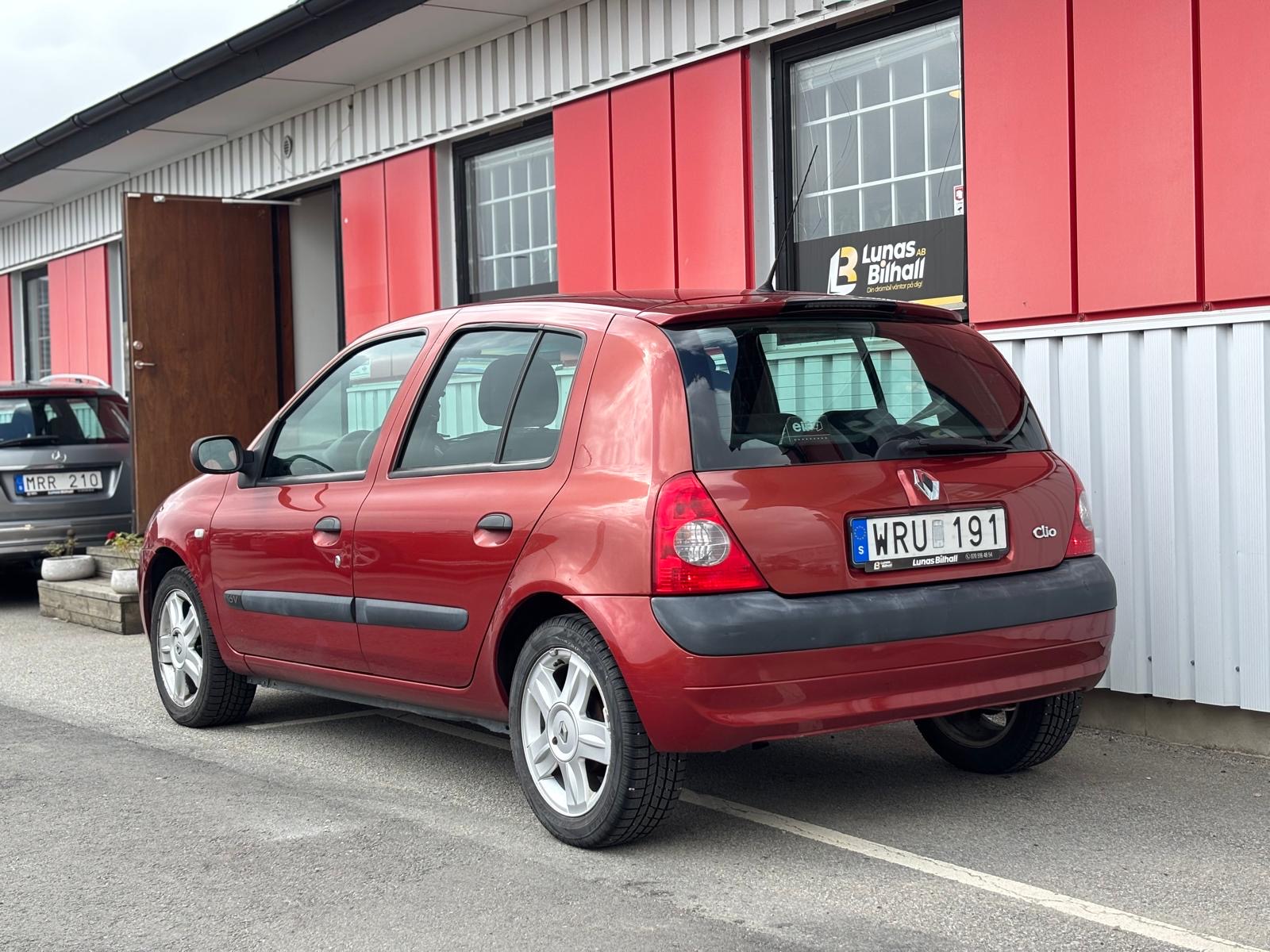 Renault Clio 5-dörrars Halvkombi 2005, bild 4/44