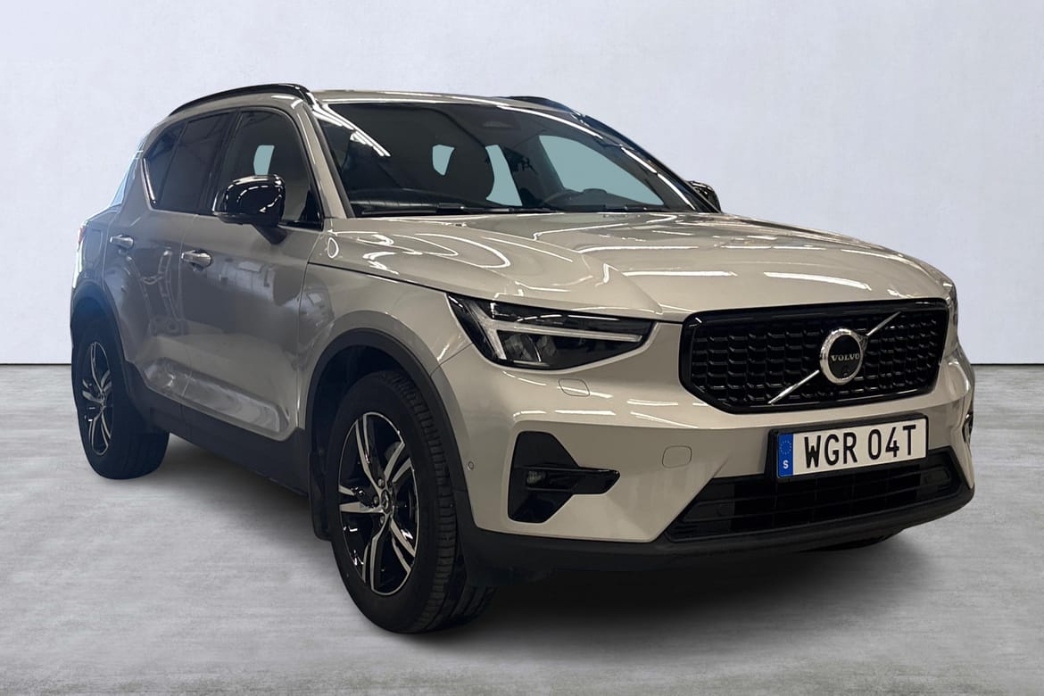 Volvo XC40 B3 FWD Bensin Plus Dark 2025, bild 6/10