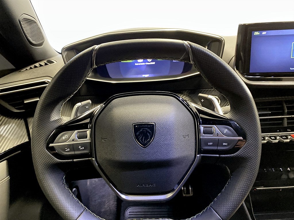 Bild på Peugeot 2008 GT 1.2 PT 130hk Aut - 360-KAMERA, CARPLAY, NAVI