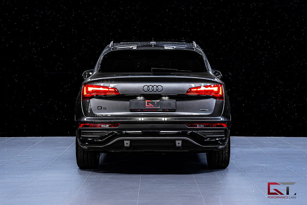 Audi Q5 SB 45 Q S-Line MOMS Pano Luftfjädring 21" B&O-3D Drag
