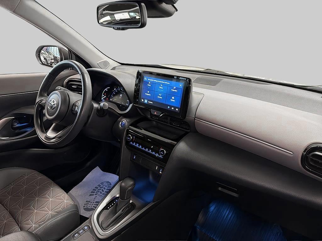Toyota Yaris Cross 2023 - miniatyr 6
