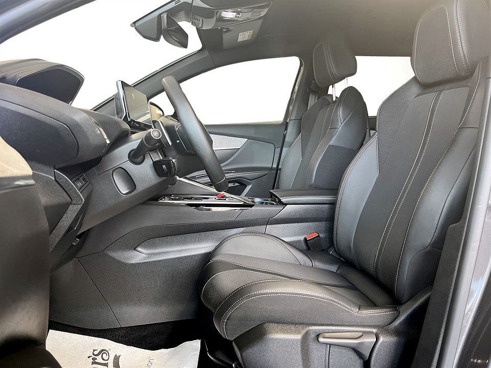 Bild på Peugeot 5008 GT 1.2 PT 130hk Aut 7-SITS B-KAMERA
