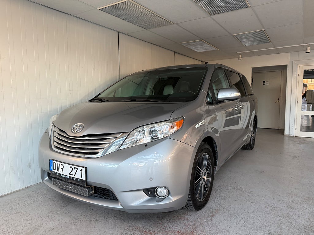 Toyota Sienna 3.5 V6 AWD Drag 7 Sits Full Utrustad Platinum 