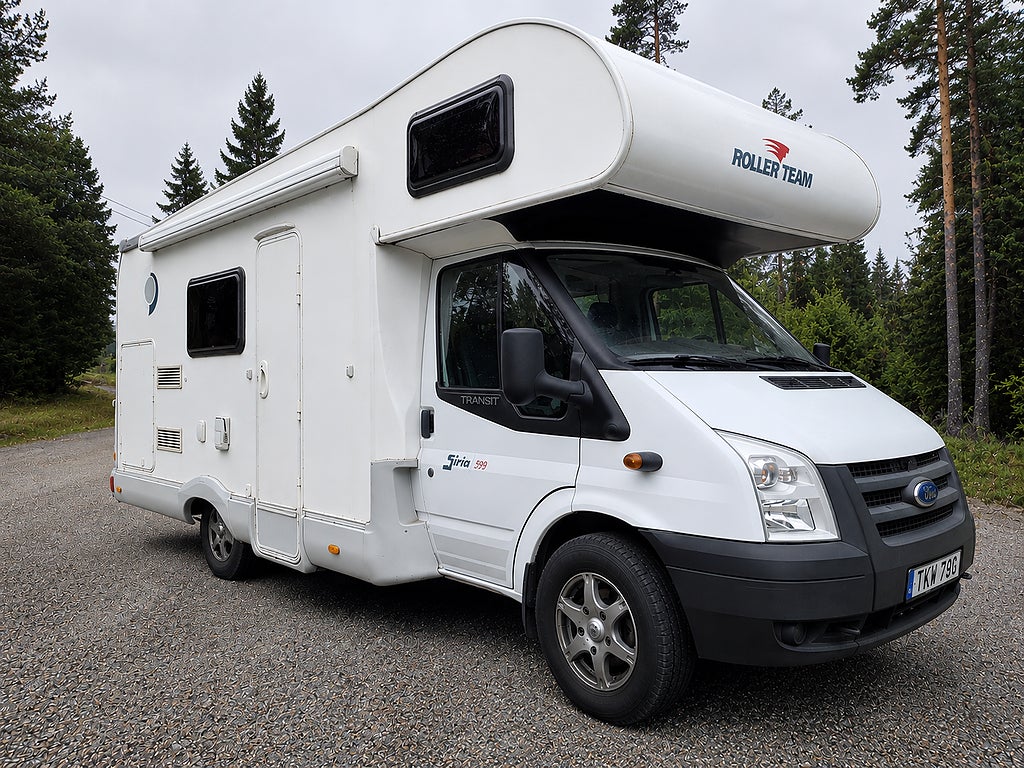 Ford Transit Roller Team Sirio 599 | Våningsäng | Farthållare