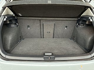 Volkswagen E-Golf S&V-hjul/Navi/Carplay/AdaptivFart – bild 12