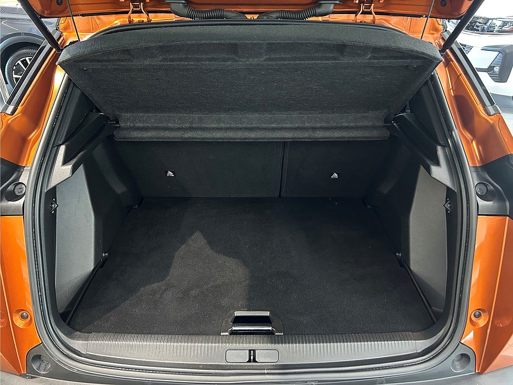 Bild på Peugeot 2008 GT 1.2 PT 155hk Aut - B-KAMERA,CARPLAY