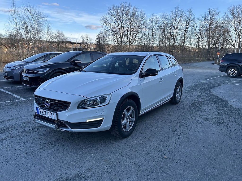 Volvo V60 Cross Country CROSS COUNTRY D4 SUMMUM