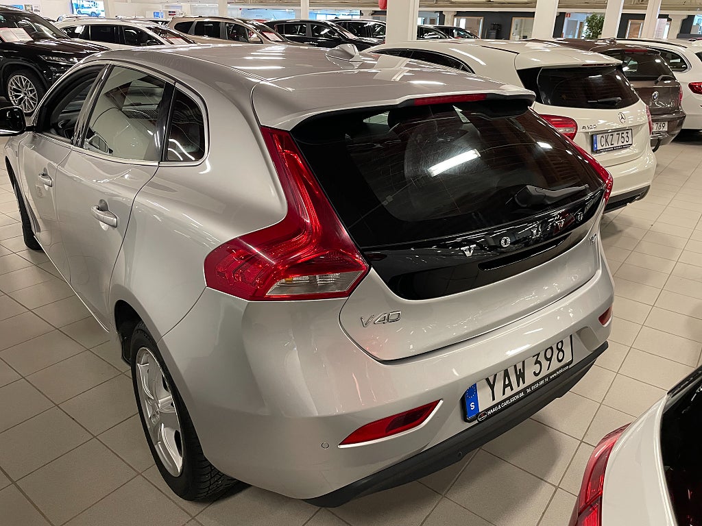 Volvo V40 T2 Automat Ocean Race
