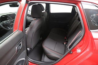 Halvkombi Hyundai i20 10 av 21