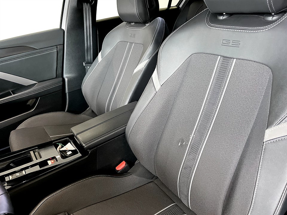 Bild på Opel Astra 5D GS 1.2 PT 130hk Aut 360-KAMERA RATTVÄRME