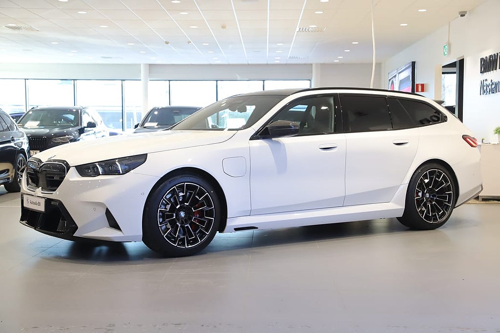 BMW M5 Touring BUSINESSPRIS*
