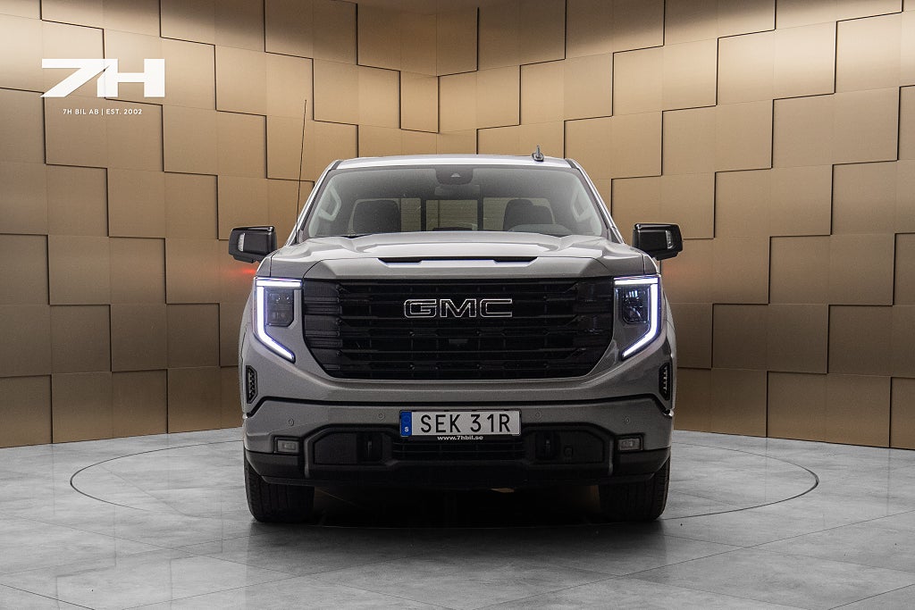 GMC Sierra 1500 Crew Cab 3L Duramax / 360° / BOSE® / Adapt.Farthål