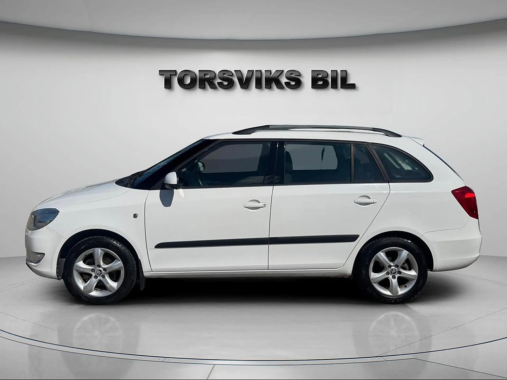 Skoda Fabia Kombi 1.2 TSI Elegance/Kamkedja - miniatyr 2