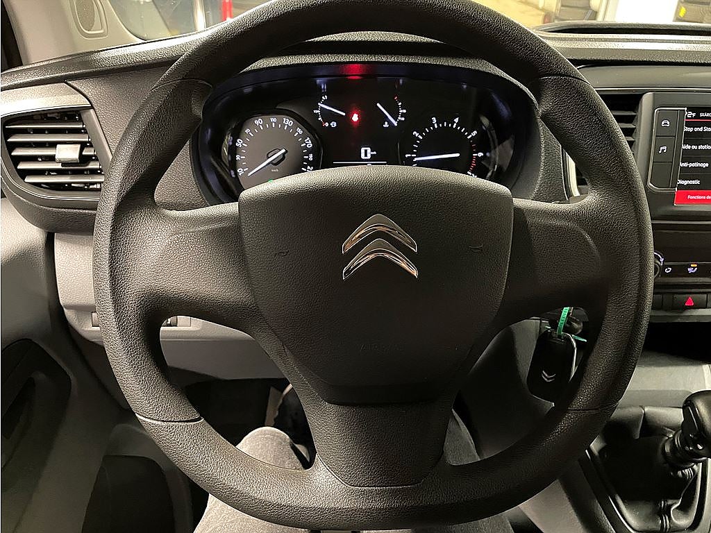 Bild på Citroën Jumpy Business 2.0 BHDi 145hk L2 - VÄRMARE